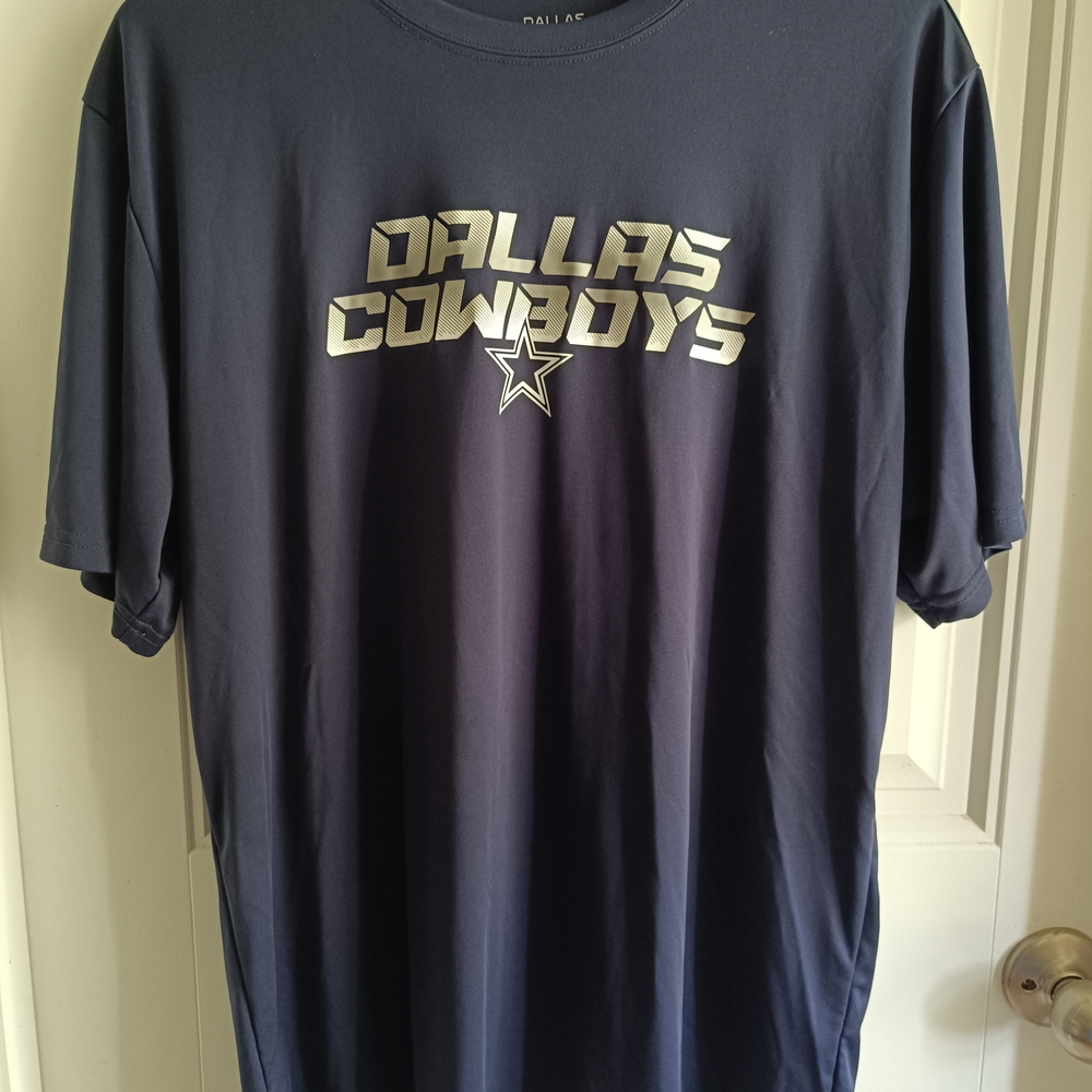 NFL Dallas Cowboys Short Sleeve Shirt Men's Sz XL Football Gym Travel Dad Beach